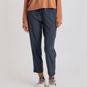 Free Fly Breeze Drift Women’s Straight Leg Active Pants in Storm Cloud Gray